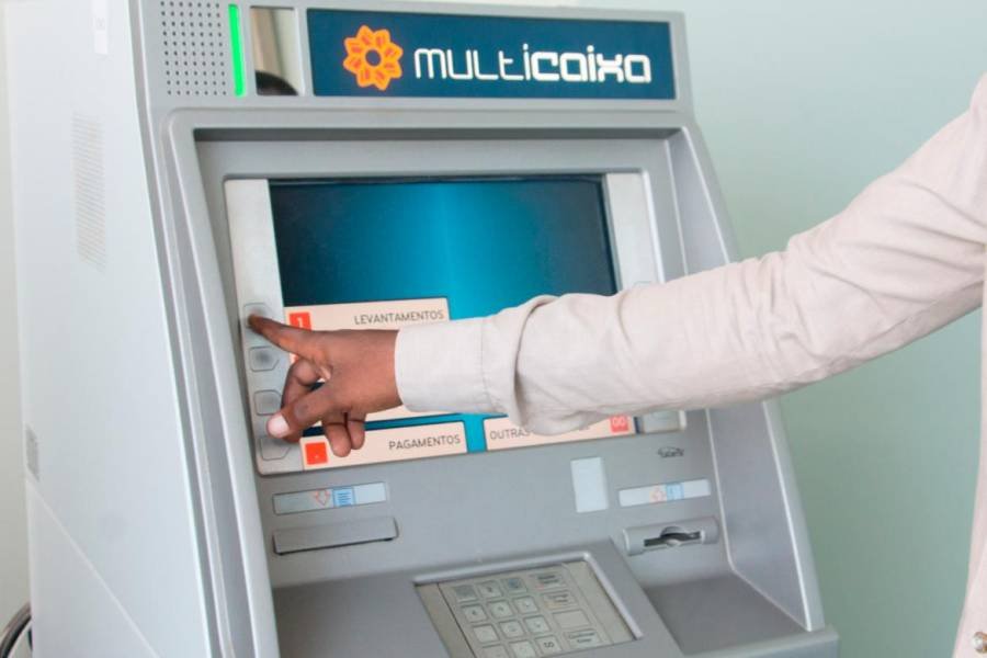 Rede MULTICAIXA anuncia manutenção de três dias e alerta para possível indisponibilidade dos serviços