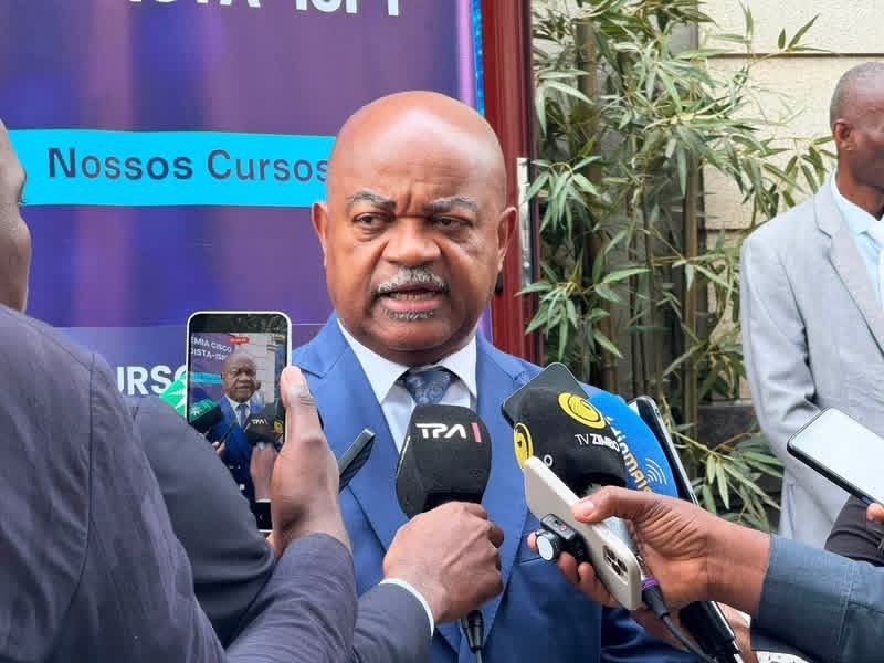 Angola reforça formação em TIC com abertura da Academia Cisco Tocoísta