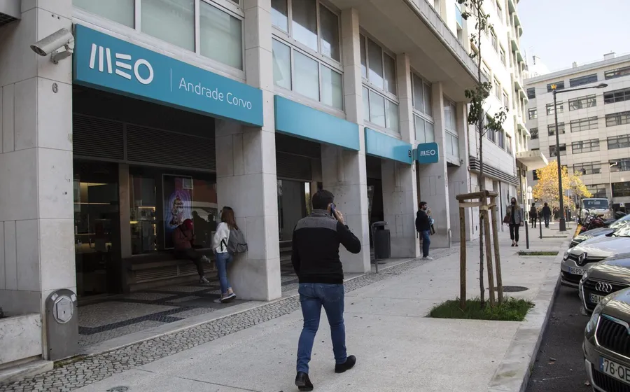 Ataque cibernético deixa milhares sem internet em Portugal; operadora MEO confirma incidente
