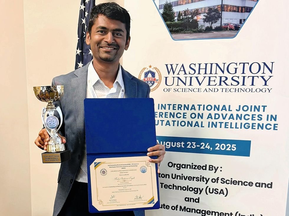 Este membro sénior do IEEE desenvolve ferramentas de IA para sites de comércio eletrónico